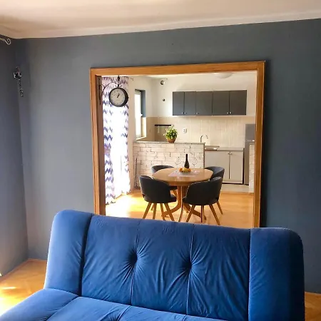 شقة Spacious With Two Bedrooms
