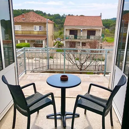 شقة Spacious With Two Bedrooms